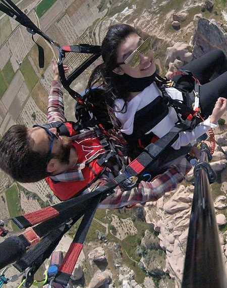 Ürgüpte yamaç paraşütü